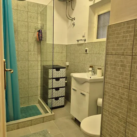 Tulip Apartment *
